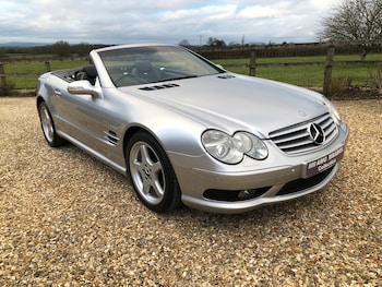 Used Mercedes-Benz SL 2023 for sale - 77104128: Photo