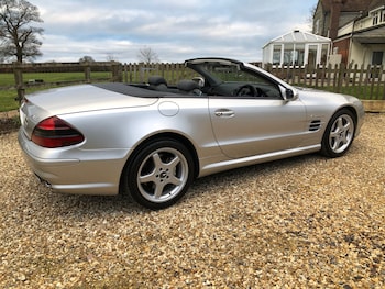Used Mercedes-Benz SL 2023 for sale - 77104128: Photo