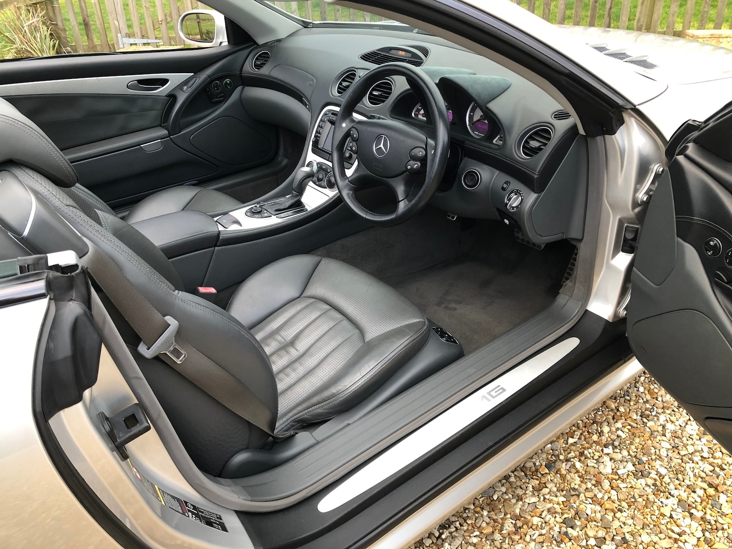 Used Mercedes-Benz SL 2023 for sale - 77104128: Photo 9