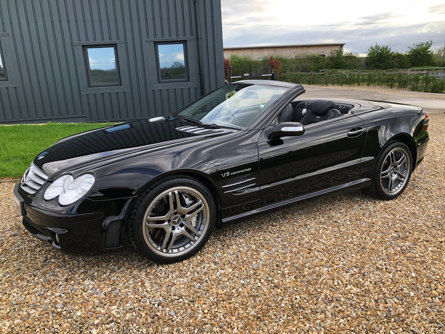 Used Mercedes-Benz SL 2005 for sale - 77104127: Photo 44
