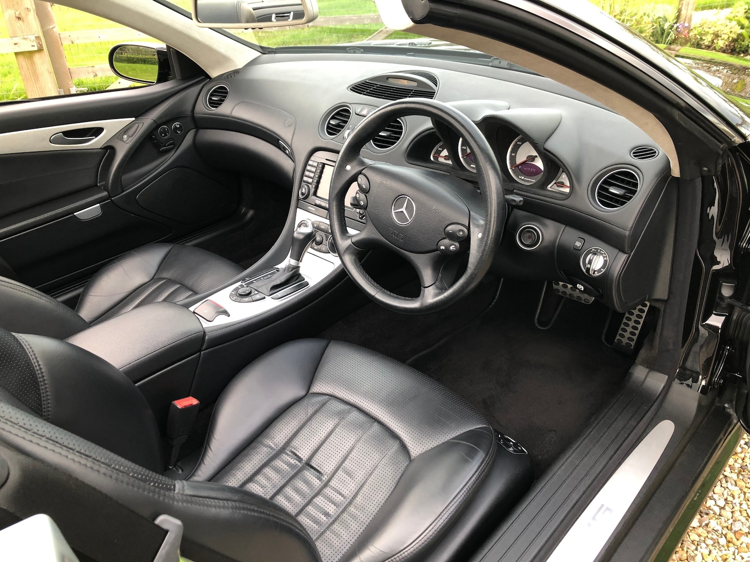 Used Mercedes-Benz SL 2005 for sale - 77104127: Photo 56