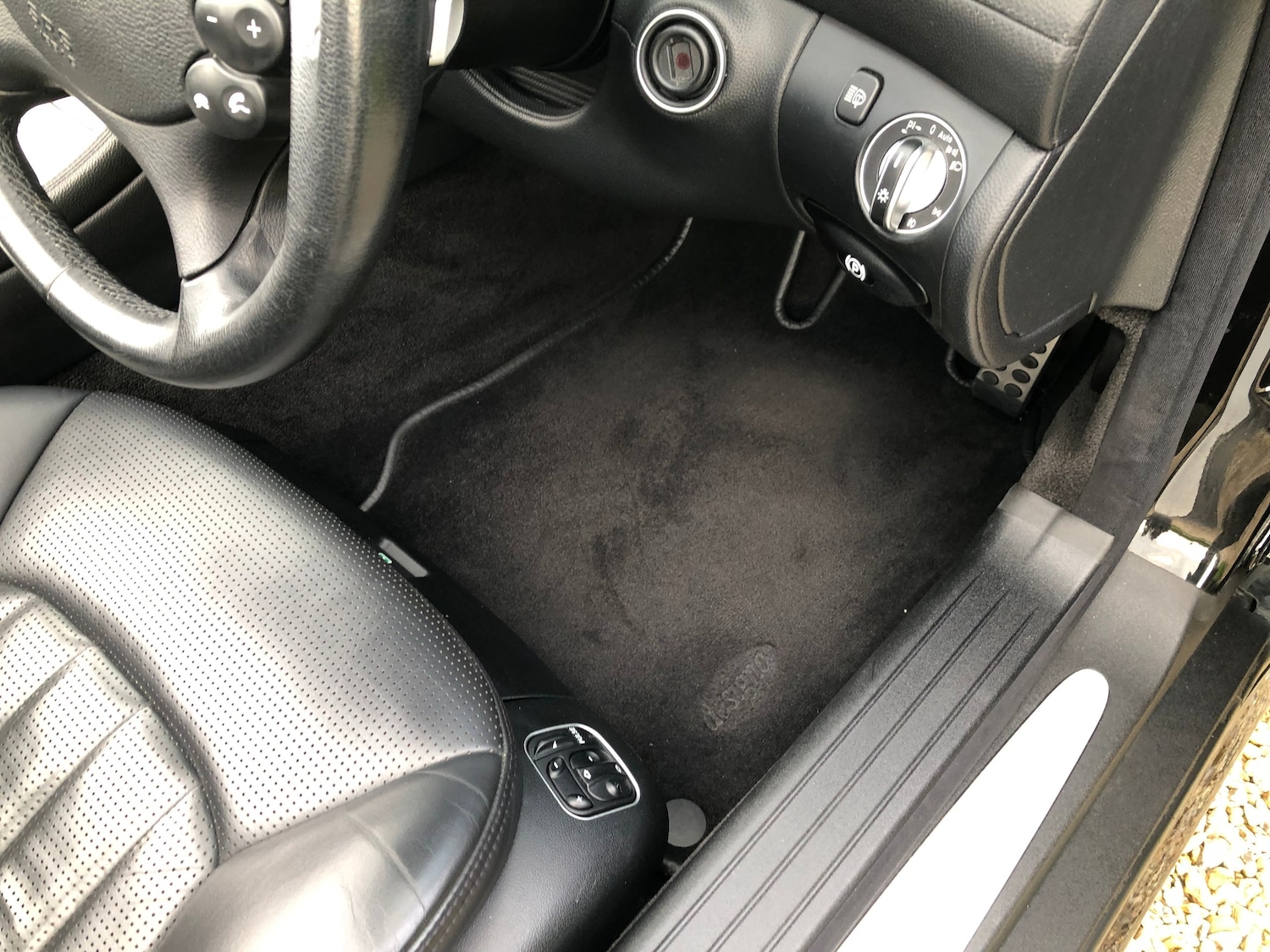 Used Mercedes-Benz SL 2005 for sale - 77104127: Photo 58