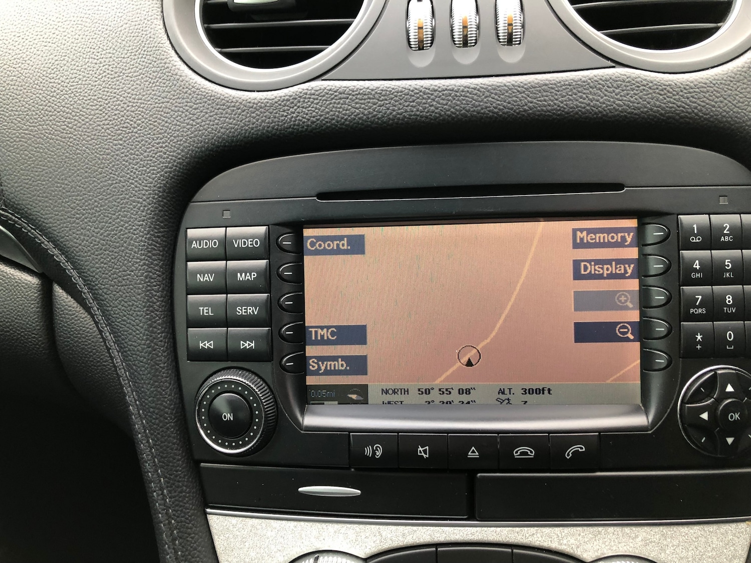 Used Mercedes-Benz SL 2005 for sale - 77104127: Photo 89