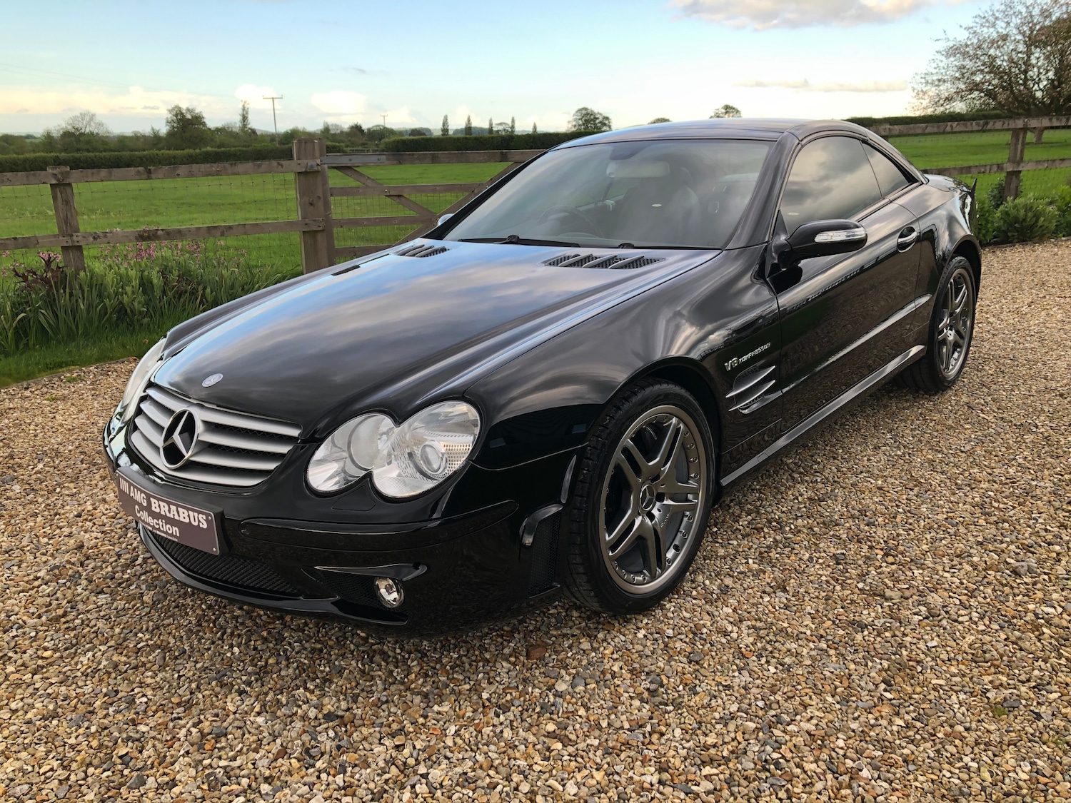 Used Mercedes-Benz SL 2005 for sale - 77104127: Photo 97