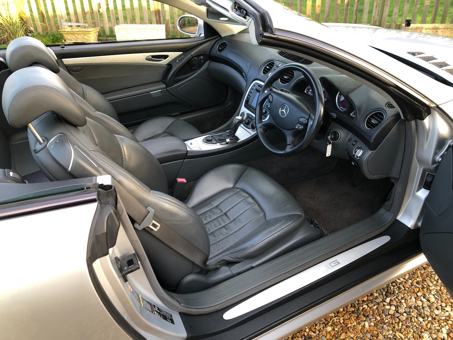 Used Mercedes-Benz SL 2002 for sale - 77104129: Photo 5