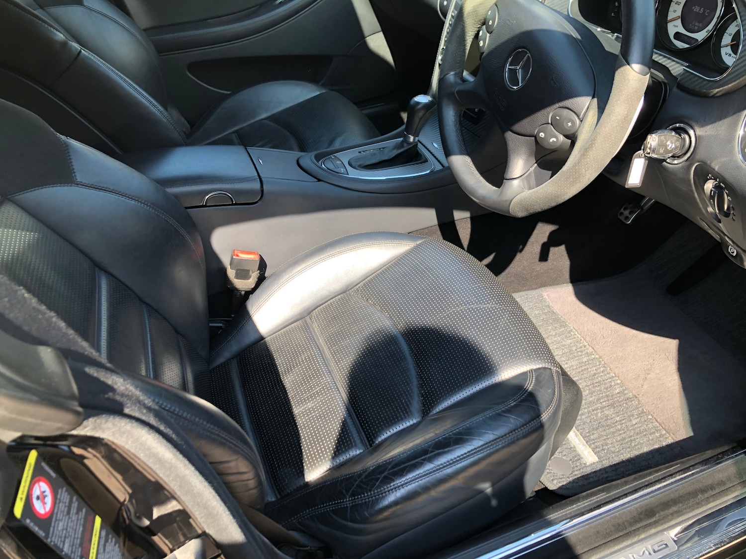 Used Mercedes-Benz CLS 2005 for sale - 77104125: Photo 58