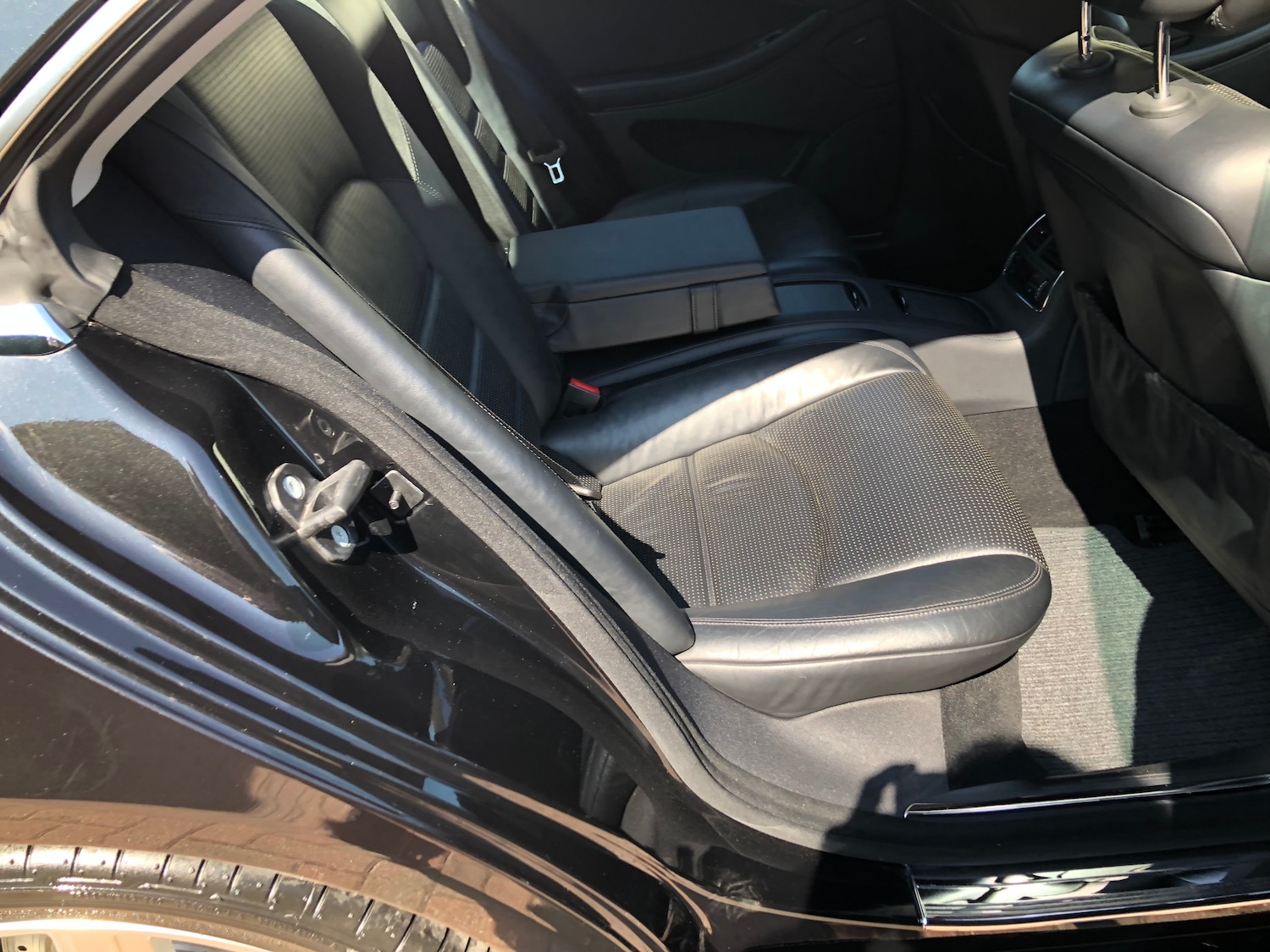 Used Mercedes-Benz CLS 2005 for sale - 77104125: Photo 60