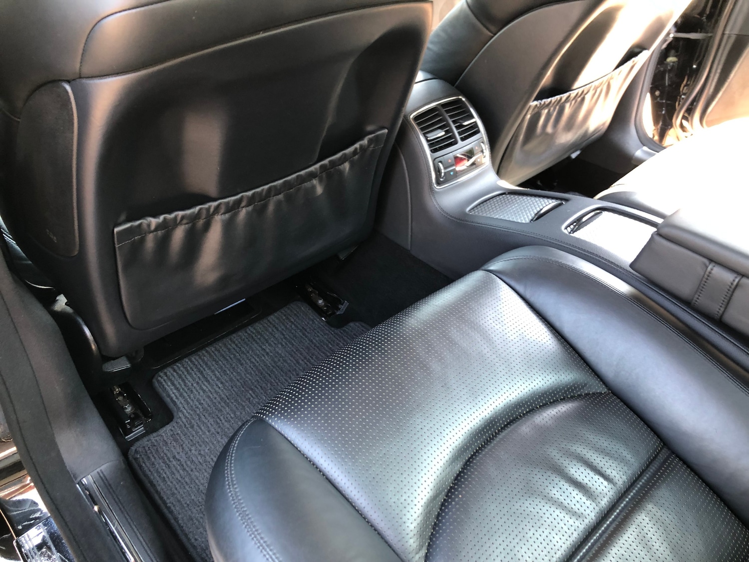 Used Mercedes-Benz CLS 2005 for sale - 77104125: Photo 66