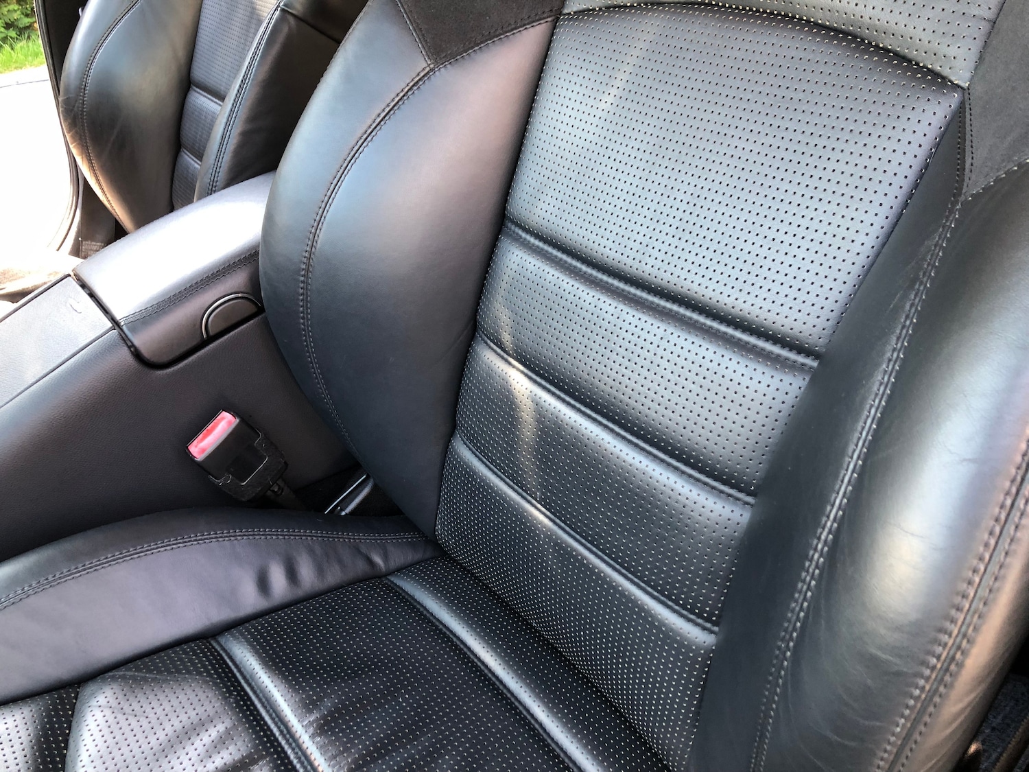 Used Mercedes-Benz CLS 2005 for sale - 77104125: Photo 76