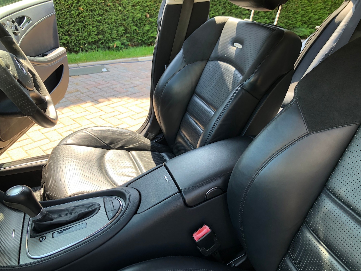 Used Mercedes-Benz CLS 2005 for sale - 77104125: Photo 79