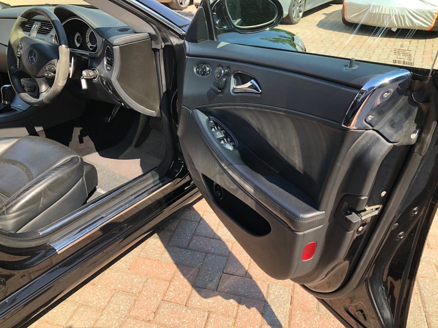 Used Mercedes-Benz CLS 2005 for sale - 77104125: Photo 85