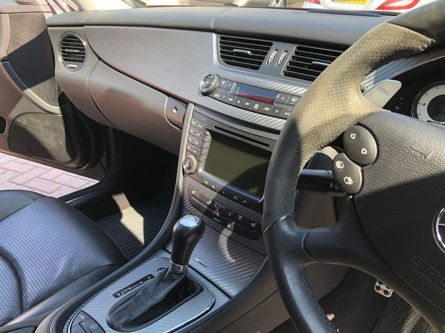 Used Mercedes-Benz CLS 2005 for sale - 77104125: Photo 87