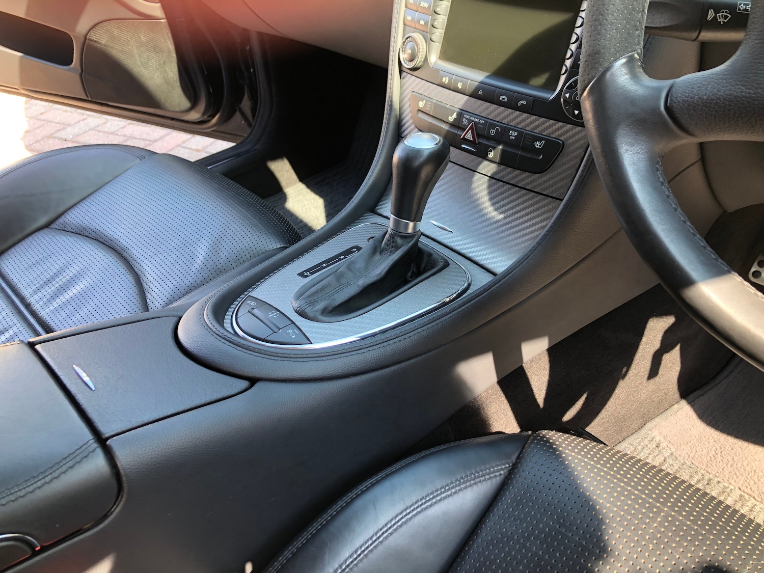 Used Mercedes-Benz CLS 2005 for sale - 77104125: Photo 88