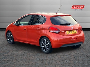 Used Peugeot 208 2018 for sale - 77164869: Photo