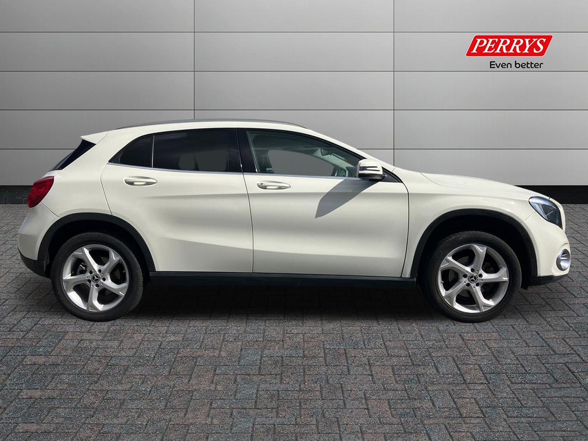 Used Mercedes-Benz GLA 2017 for sale - 75824344: Photo 3