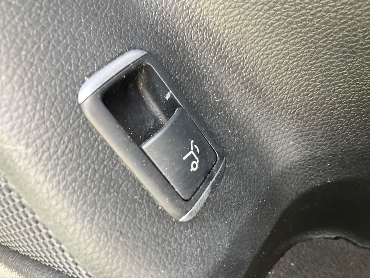 Used Mercedes-Benz GLA 2017 for sale - 75824344: Photo 32