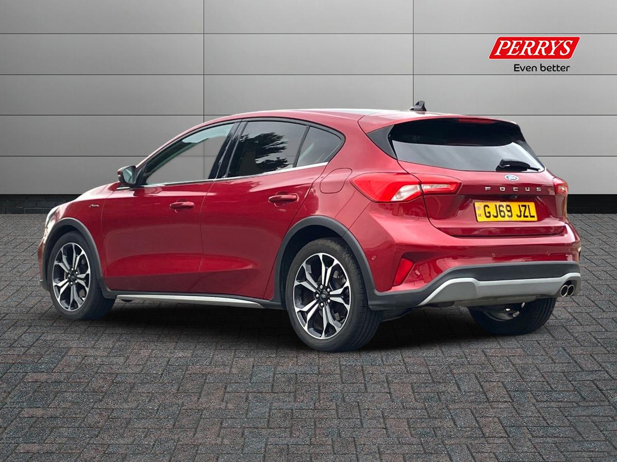 Used Ford Focus 2019 for sale - 76748631: Photo 2