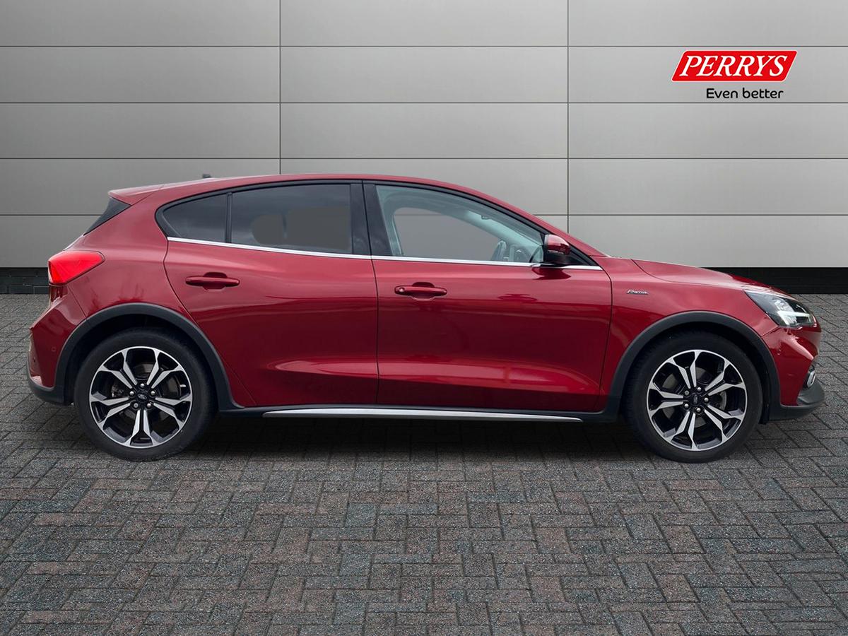 Used Ford Focus 2019 for sale - 76748631: Photo 3