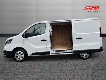 Used Renault Trafic 2022 for sale - 76142067: Photo