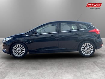 Used Ford Focus 2015 for sale - 79717042: Photo