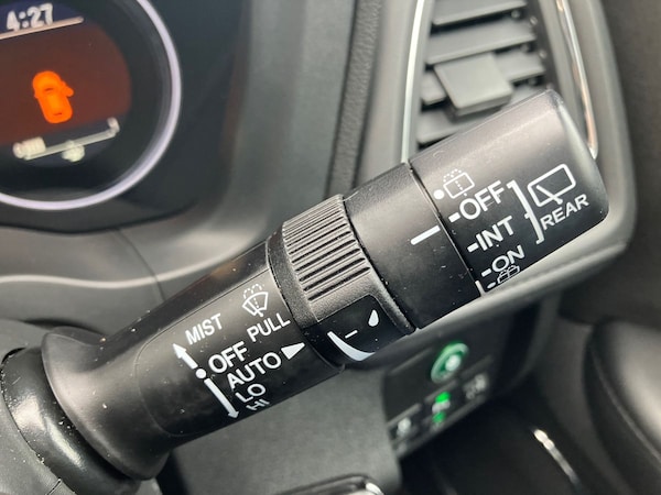 Used Honda HR-V 2017 for sale - 76090410: Photo 40