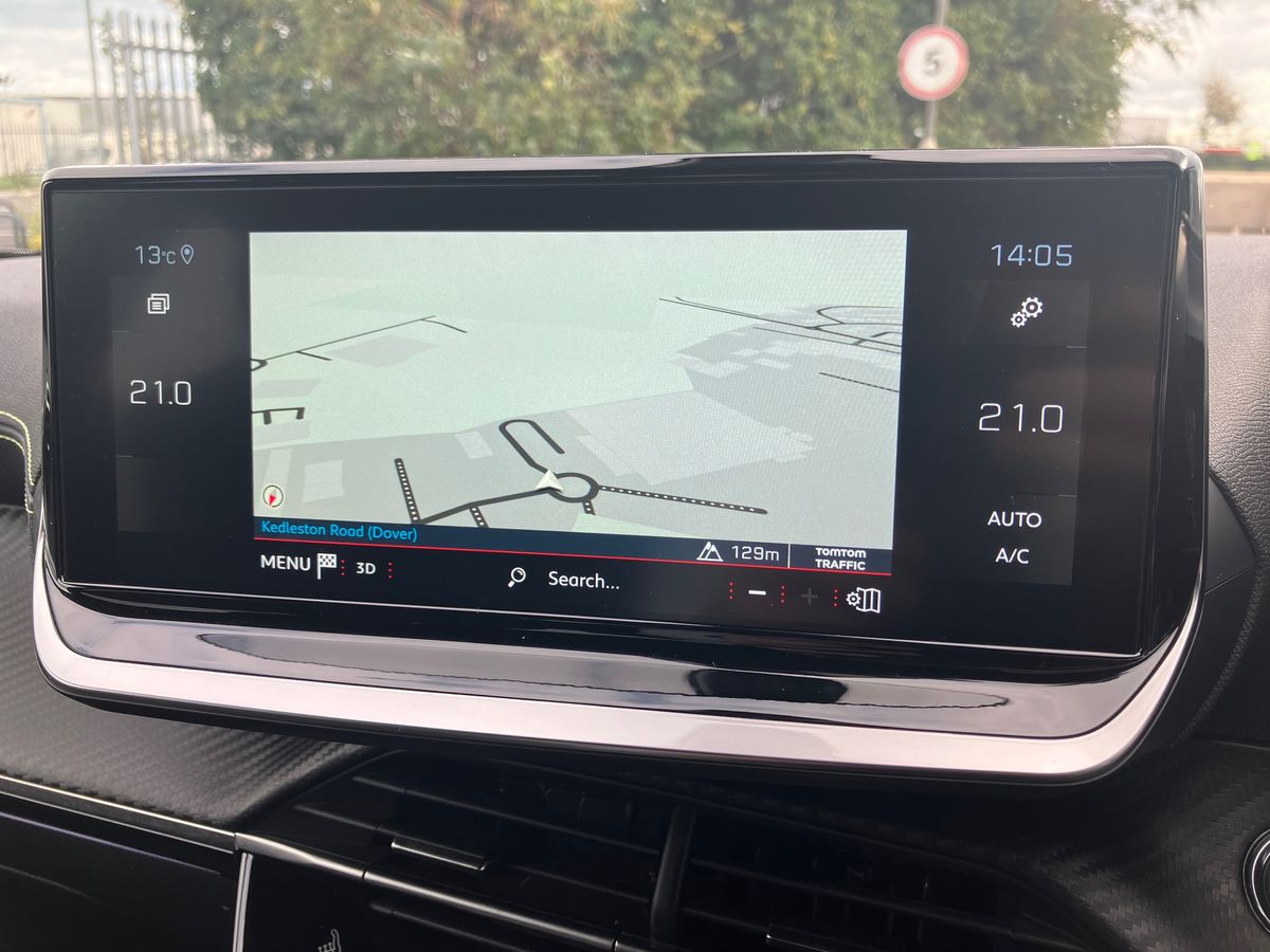 Used Peugeot 2008 2023 for sale - 76220089: Photo 11