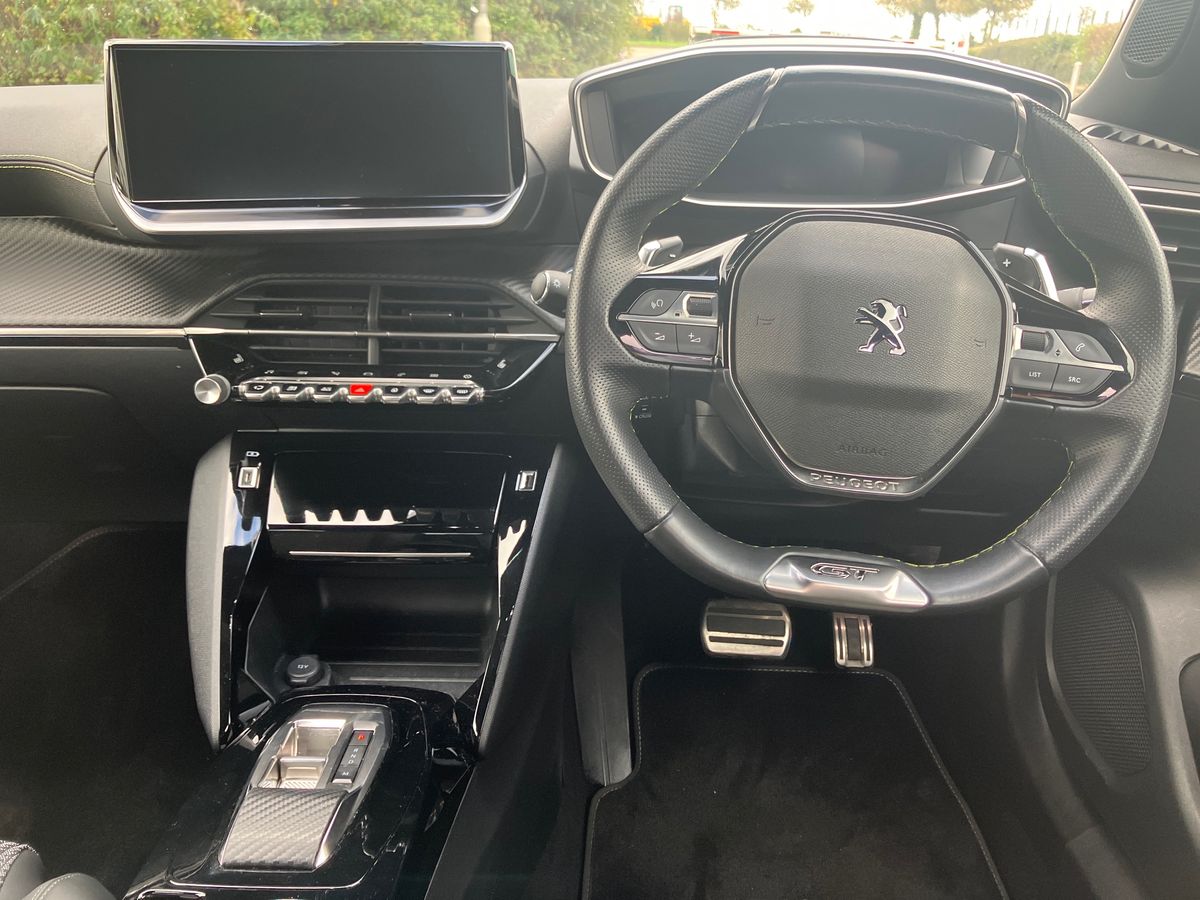 Used Peugeot 2008 2023 for sale - 76220089: Photo 15