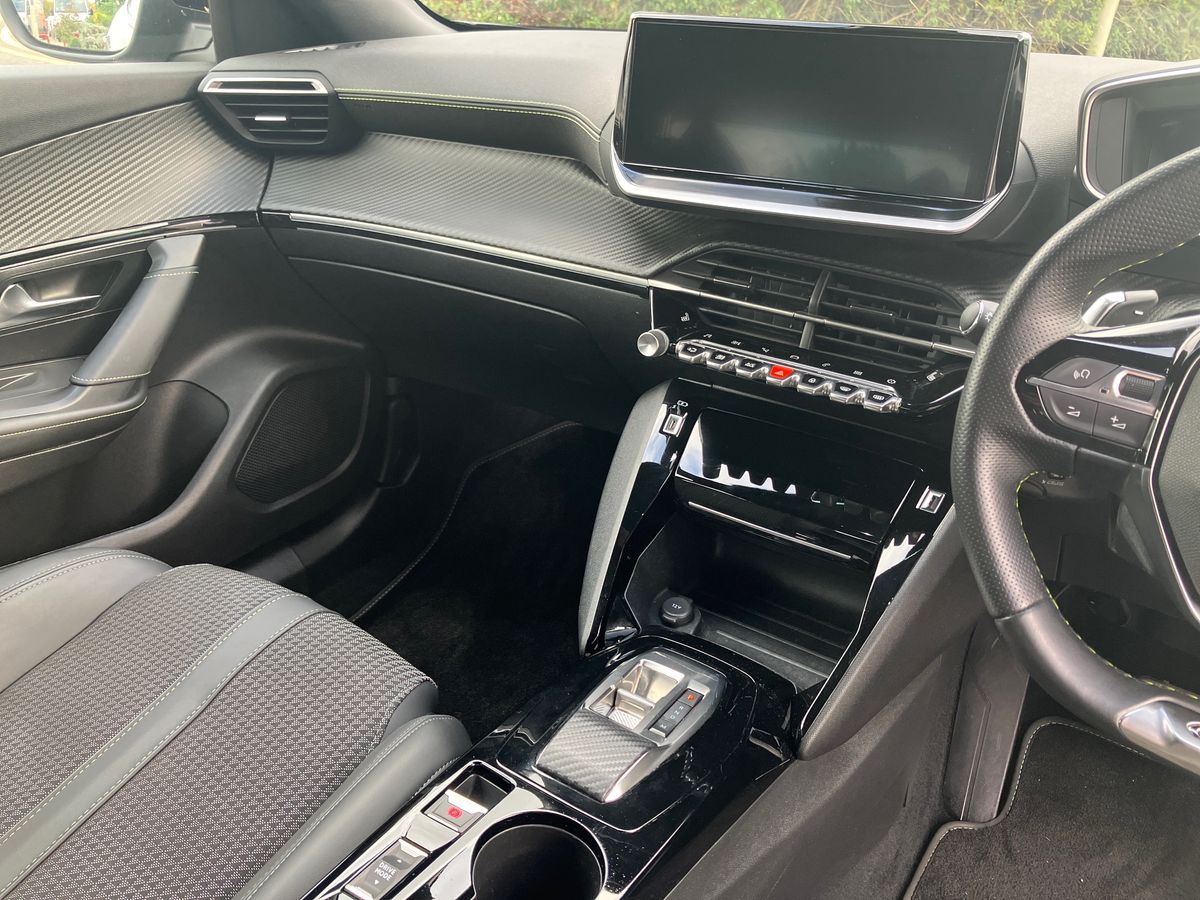 Used Peugeot 2008 2023 for sale - 76220089: Photo 17