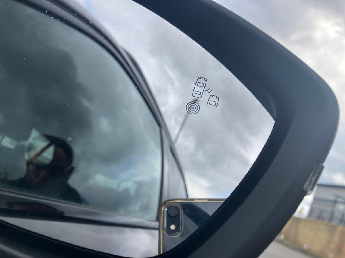 Used Peugeot 2008 2023 for sale - 76220089: Photo 28