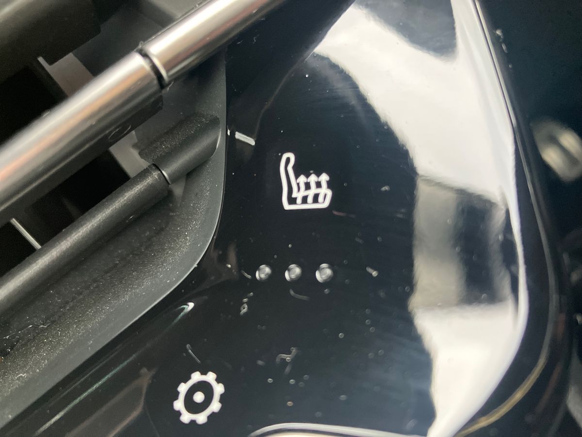 Used Peugeot 2008 2023 for sale - 76220089: Photo 42