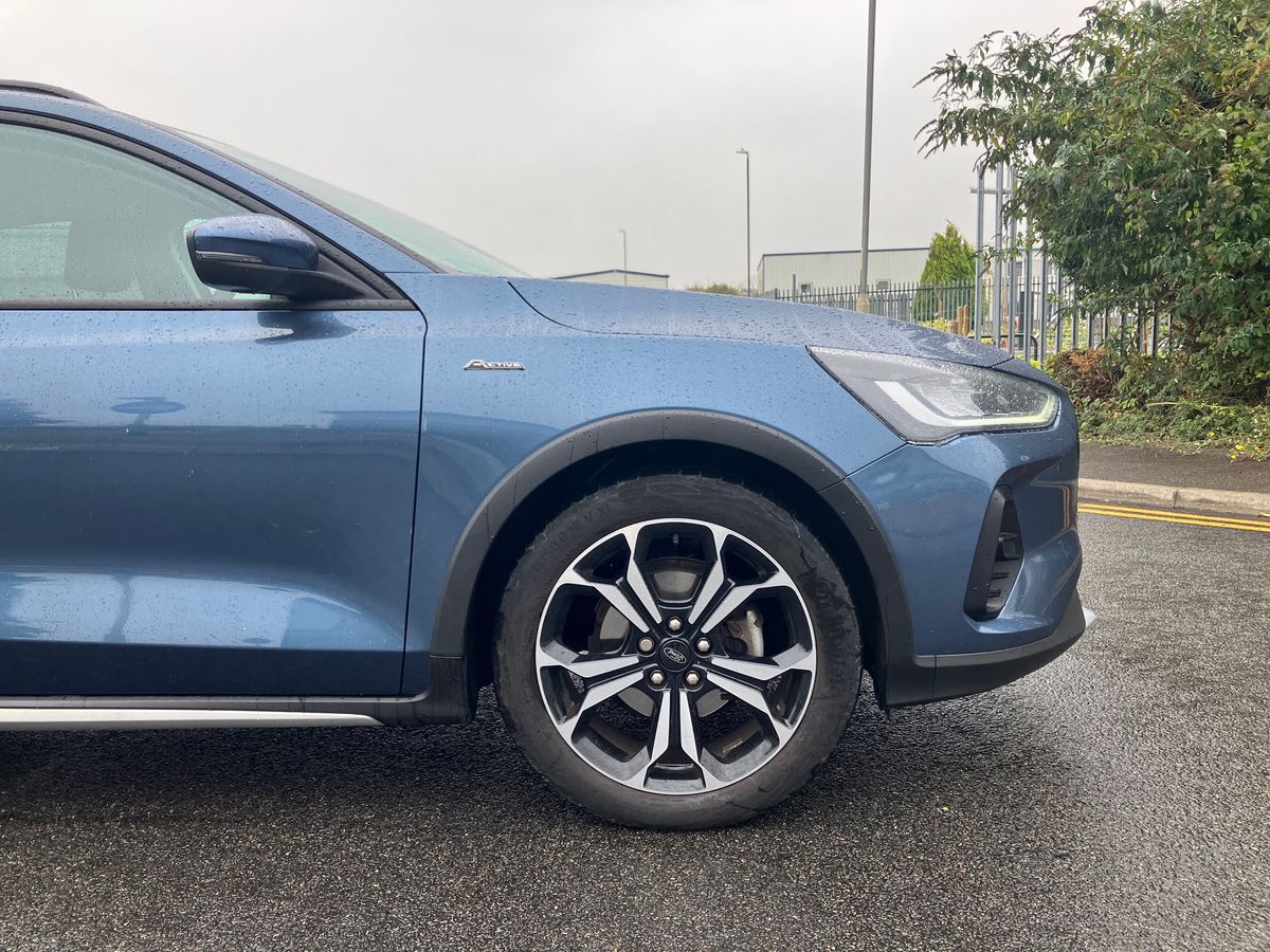 Used Ford Focus 2023 for sale - 75995987: Photo 23