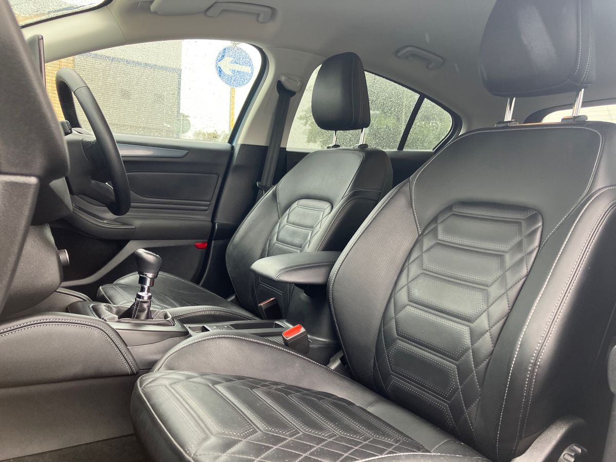 Used Ford Focus 2023 for sale - 75995987: Photo 30