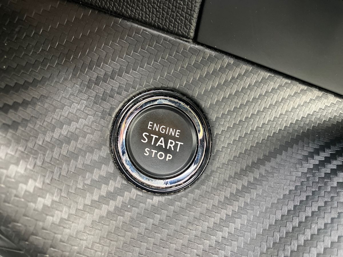 Used Peugeot 2008 2022 for sale - 77340851: Photo 33