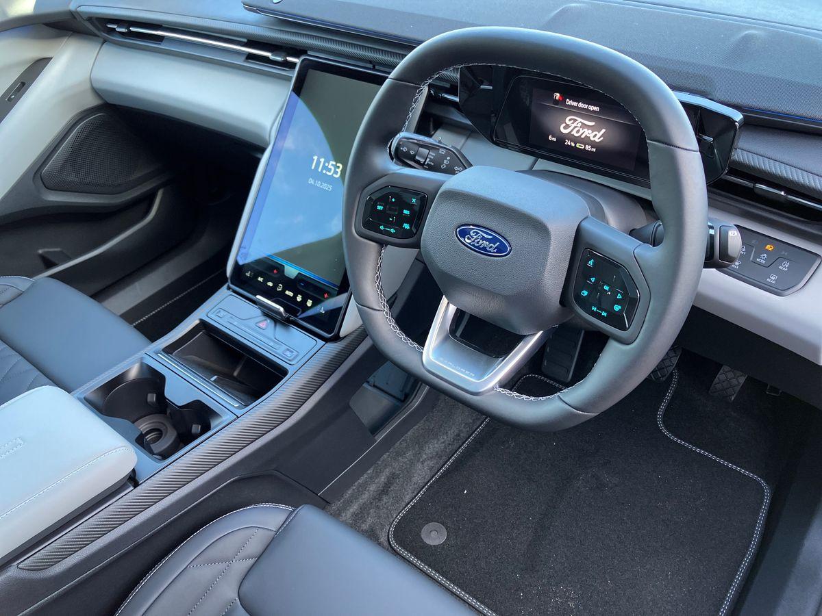 Used Ford Explorer 2025 for sale - 76097377: Photo 8