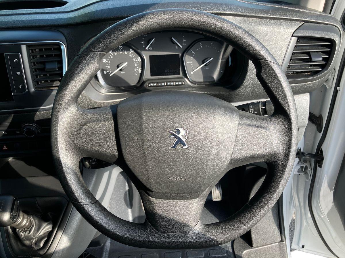 Used Peugeot Expert 2023 for sale - 75945729: Photo 10