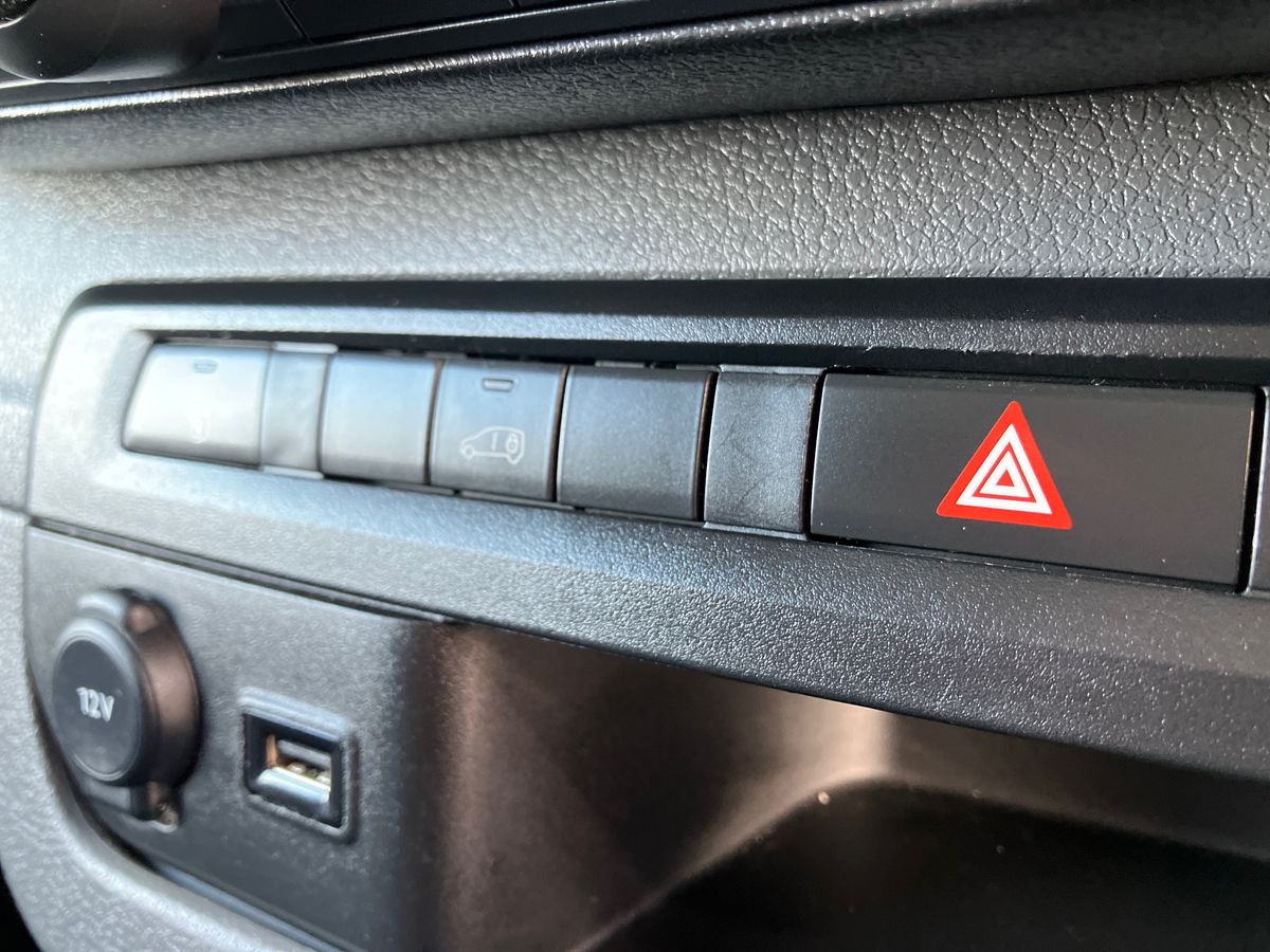 Used Peugeot Expert 2023 for sale - 75945729: Photo 40