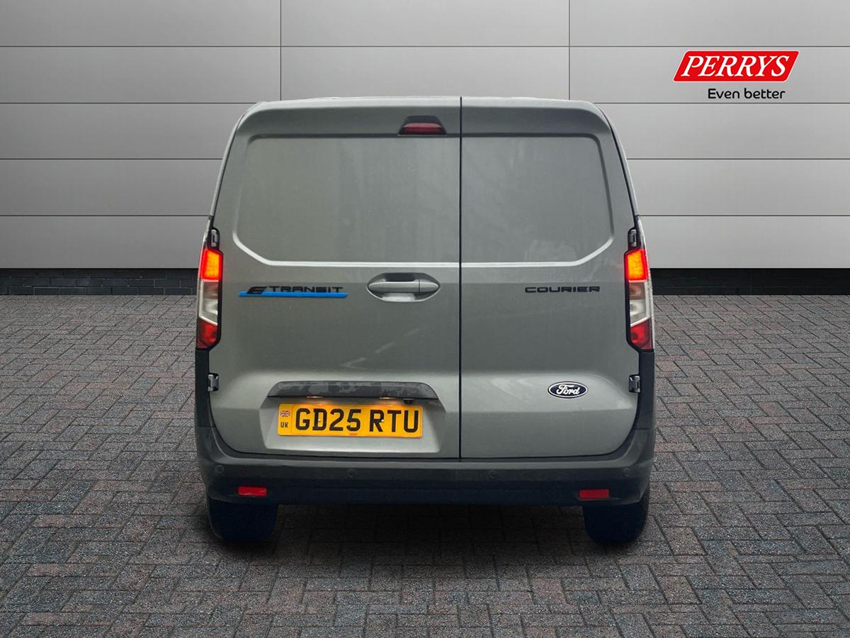 Used Ford Transit Courier 2026 for sale - 77180225: Photo 5