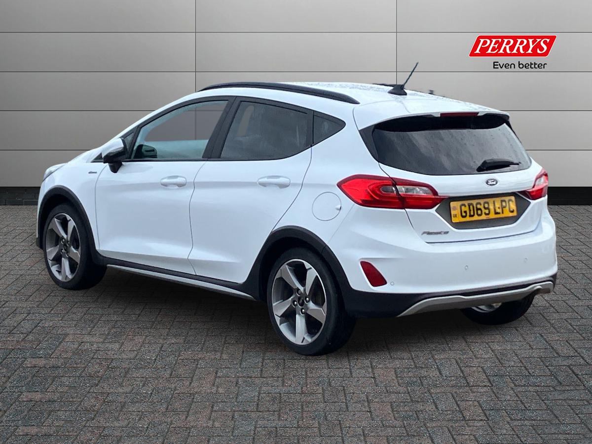 Used Ford Fiesta 2020 for sale - 76706880: Photo 2