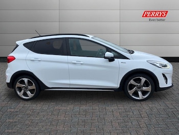 Used Ford Fiesta 2020 for sale - 76706880: Photo