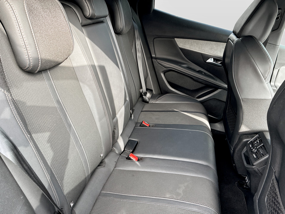Used Peugeot 3008 2023 for sale - 77629635: Photo 14