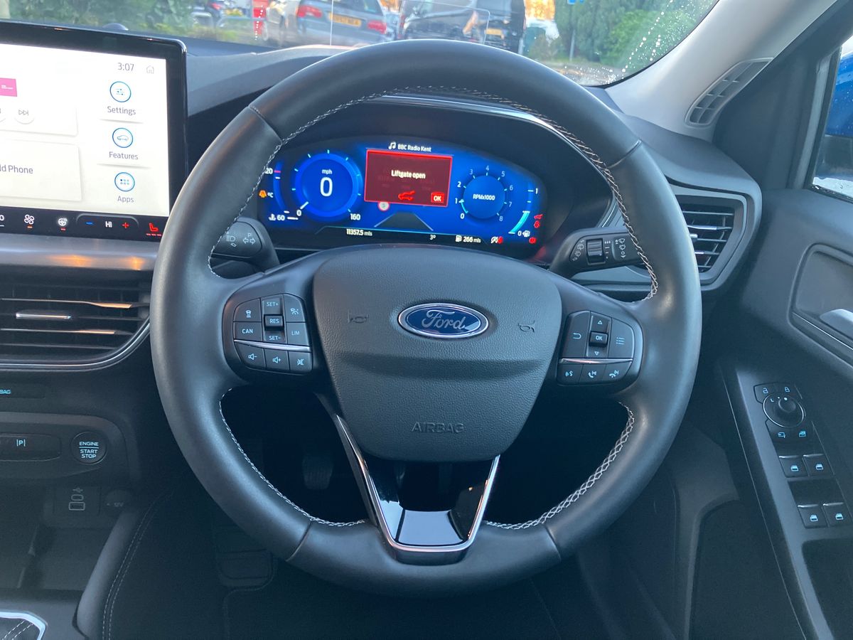 Used Ford Focus 2023 for sale - 76611948: Photo 16