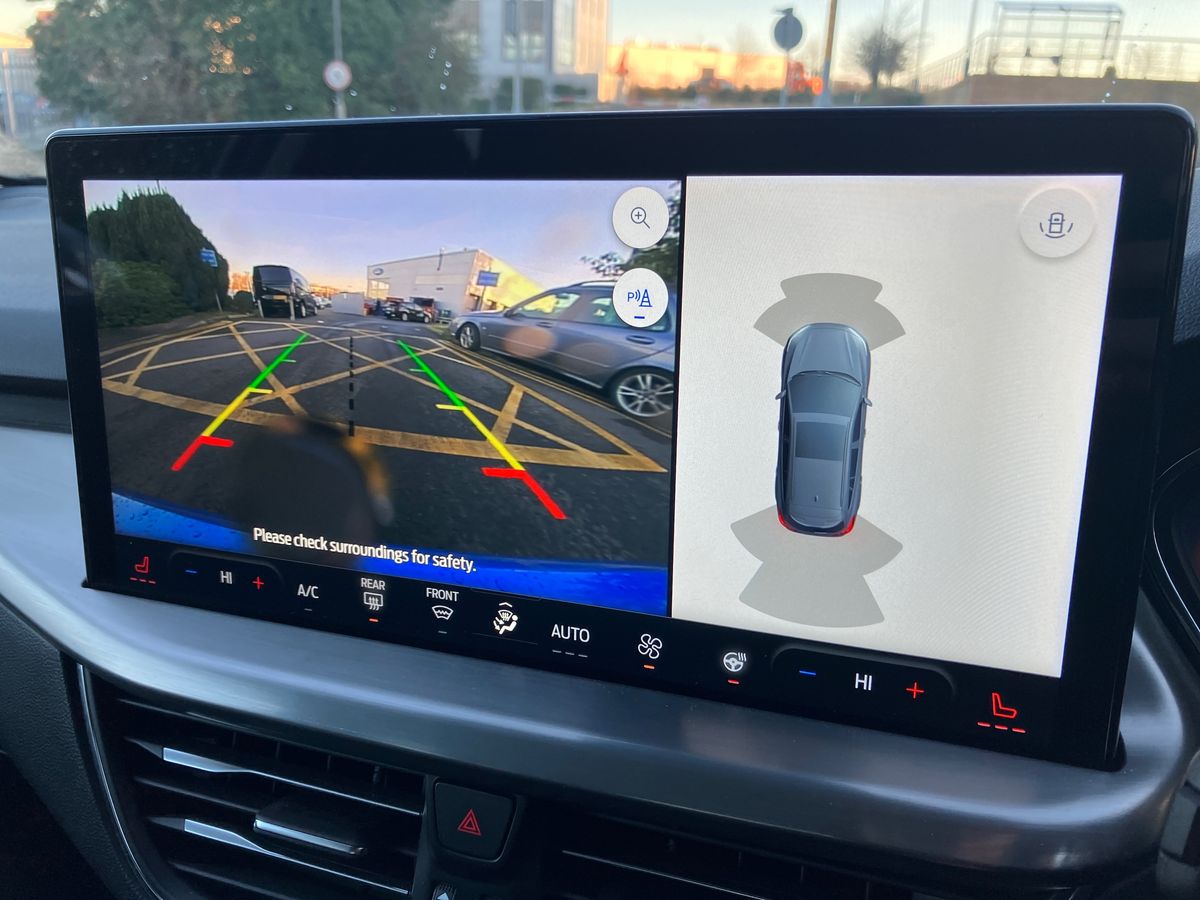 Used Ford Focus 2023 for sale - 76611948: Photo 26