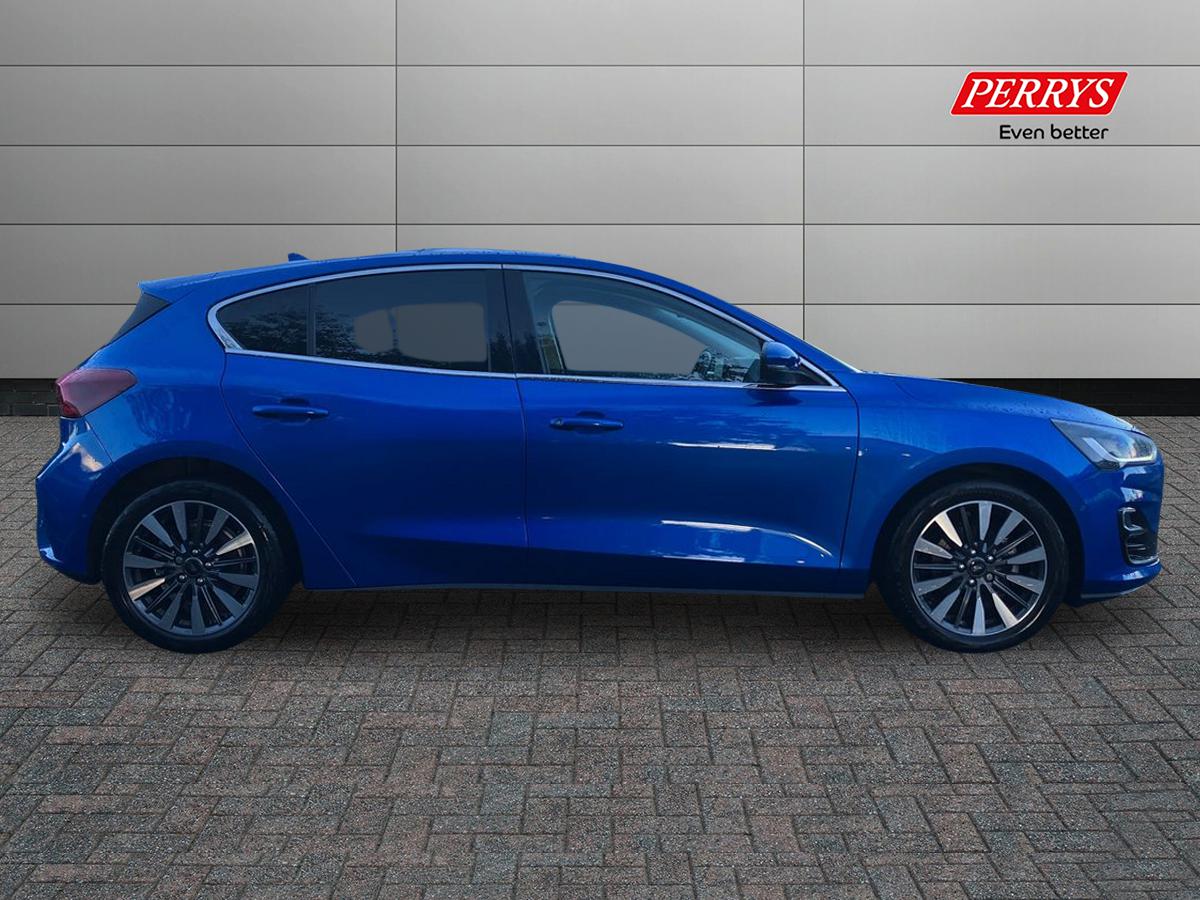 Used Ford Focus 2023 for sale - 76611948: Photo 3