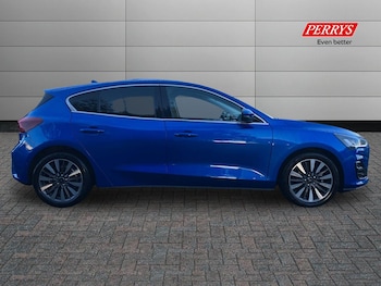 Used Ford Focus 2023 for sale - 76611948: Photo