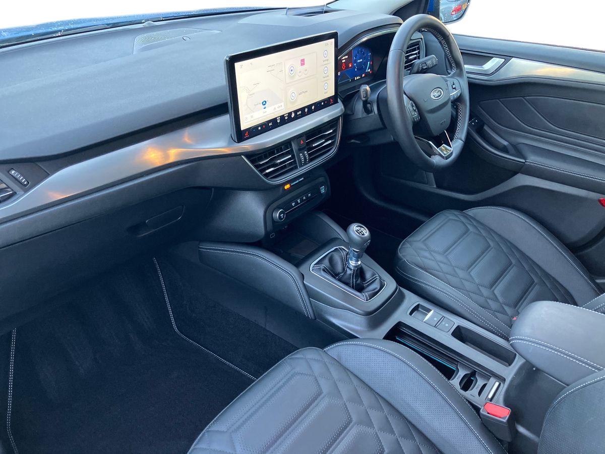 Used Ford Focus 2023 for sale - 76611948: Photo 7