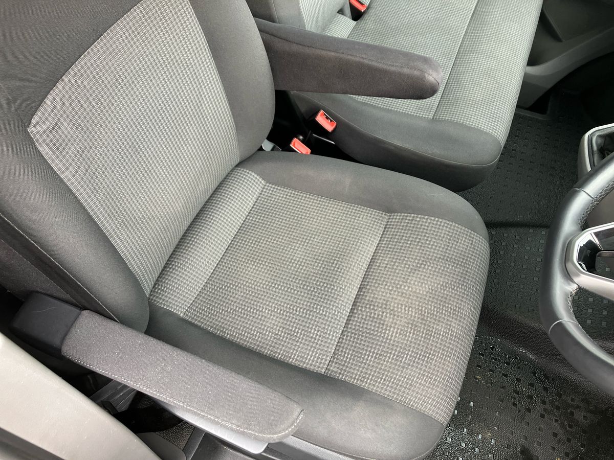 Used Volkswagen Transporter 2022 for sale - 76243603: Photo 32