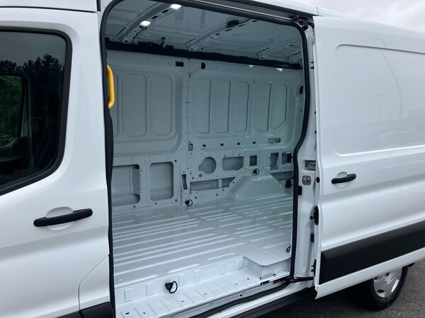 Used Ford Transit 2025 for sale - 76206954: Photo 42