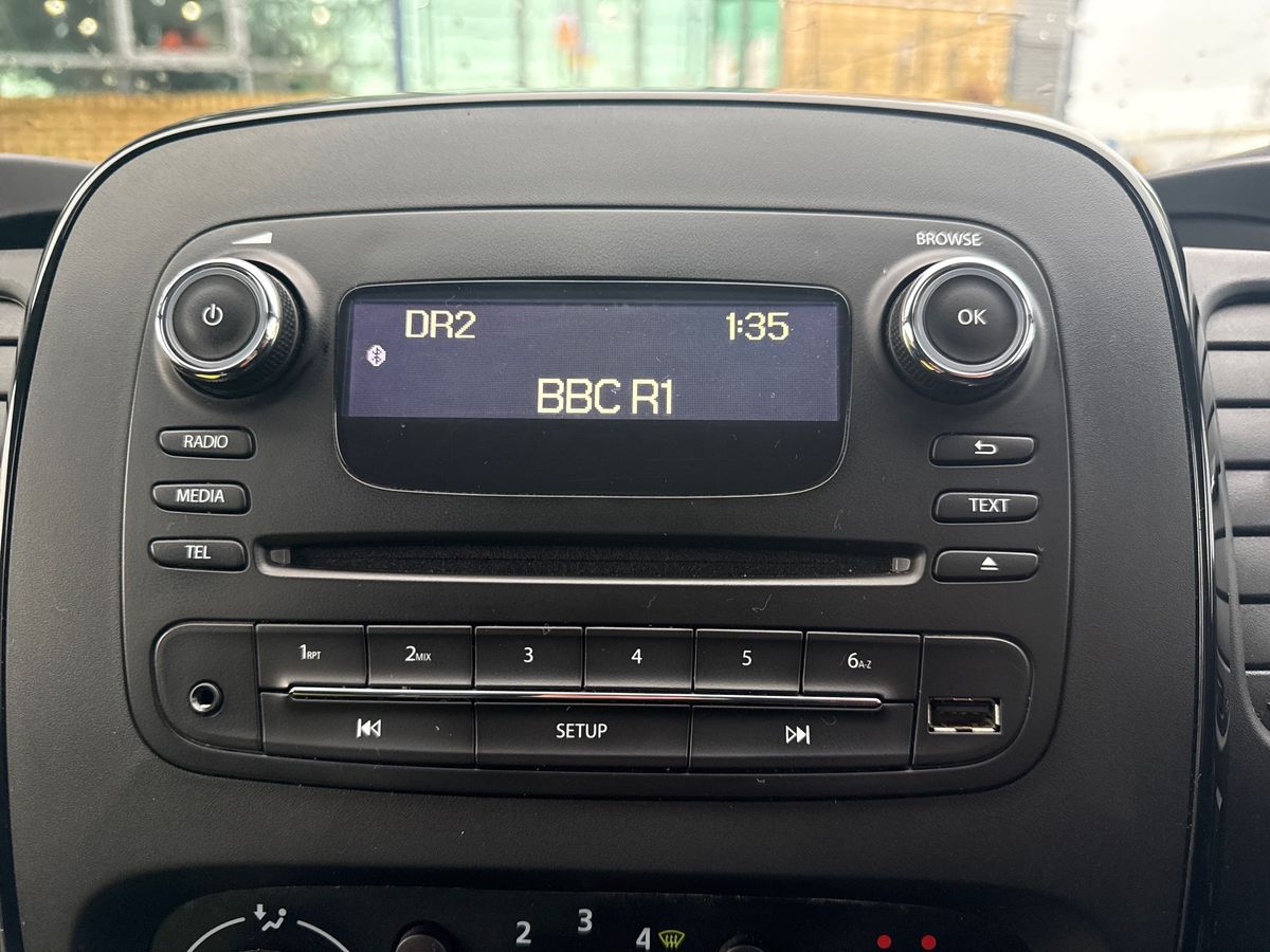 Used Vauxhall Vivaro 2018 for sale - 76693720: Photo 11