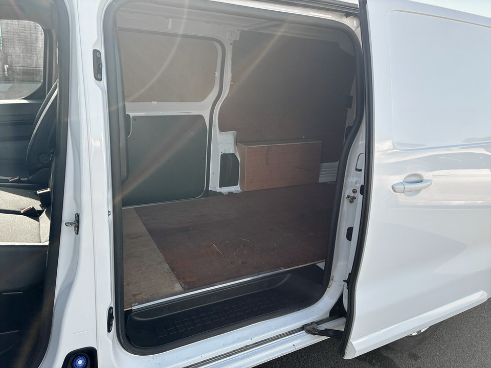 Used Vauxhall Vivaro 2021 for sale - 77579019: Photo 64