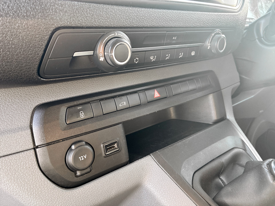 Used Vauxhall Vivaro 2021 for sale - 77579019: Photo 74